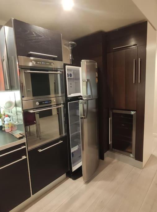 Appartamento Incantevole Con Parcheggio Gratuito Florença Exterior foto